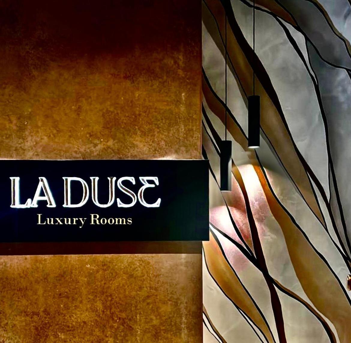 La Duse Luxury Rooms Πεσκάρα Εξωτερικό φωτογραφία